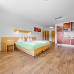 日升公寓式酒店