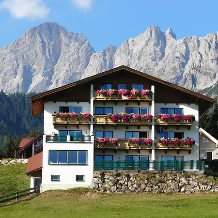 Apartmanhotel Sunrise 4*