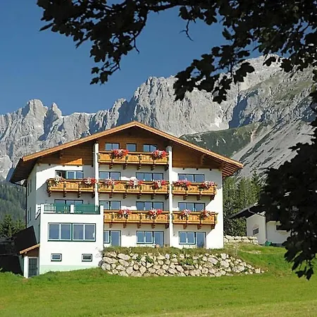 Aparthotel Sunrise Ramsau am Dachstein