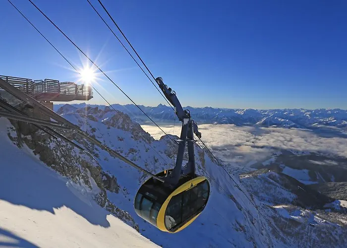 Sunrise Aparthotel 4*